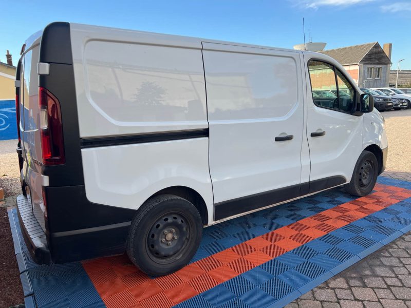 RENAULT TRAFIC 3  L1H1 1200 2.0 DCI 120CH CONFORT E6 2021