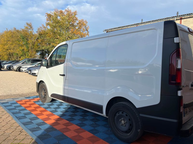 RENAULT TRAFIC 3  L1H1 1200 2.0 DCI 120CH CONFORT E6 2021