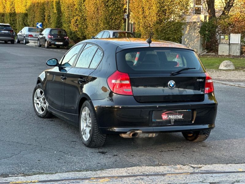 BMW SERIE 1 118i 143CV Boite Auto / Cuir / Paiement 4X ou 10X Possible