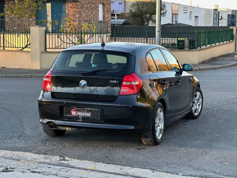 BMW SERIE 1 118i 143CV Boite Auto / Cuir / Paiement 4X ou 10X Possible
