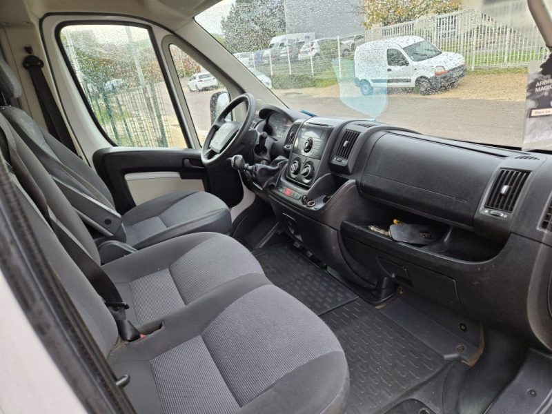 PEUGEOT BOXER 2.2 DTI 2011