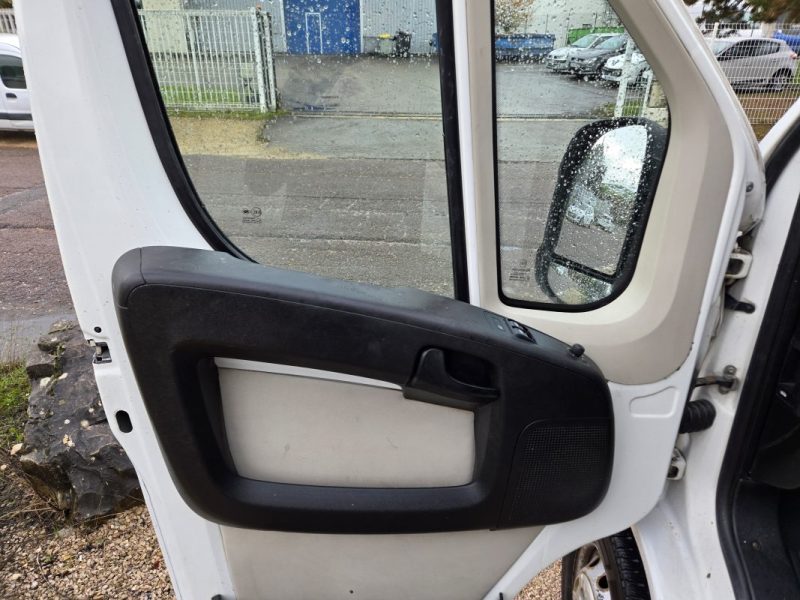 PEUGEOT BOXER 2.2 DTI 2011