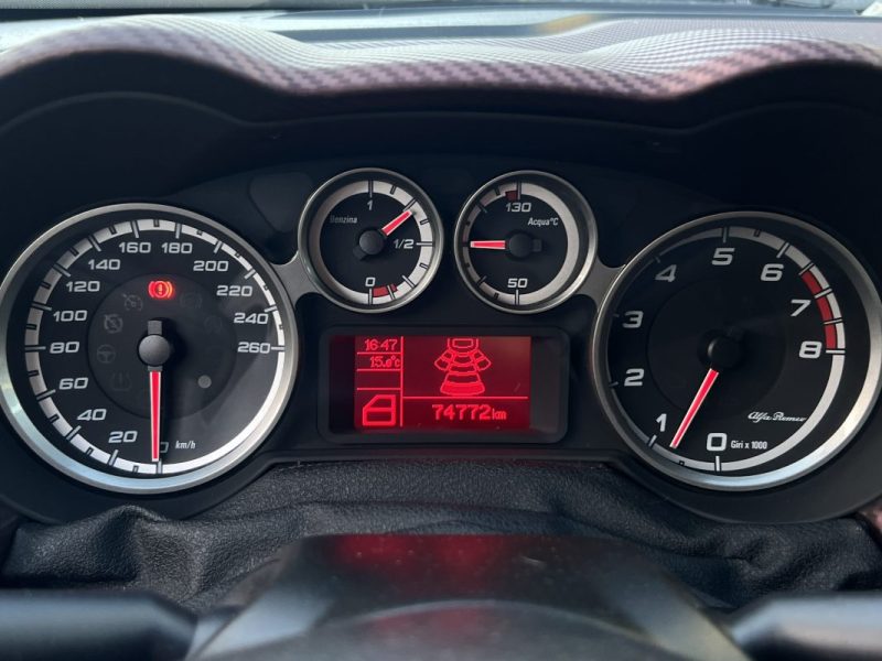 ALFA ROMEO MITO PHASE 2 1.4 MULTIAIR 105 Cv S&S ECRAN GPS TACTILE / CRIT AIR 1 - GARANTIE 1 AN