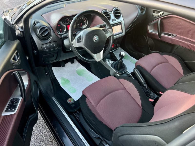 ALFA ROMEO MITO PHASE 2 1.4 MULTIAIR 105 Cv S&S ECRAN GPS TACTILE / CRIT AIR 1 - GARANTIE 1 AN