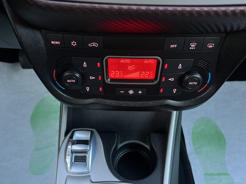 ALFA ROMEO MITO PHASE 2 1.4 MULTIAIR 105 Cv S&S ECRAN GPS TACTILE / CRIT AIR 1 - GARANTIE 1 AN