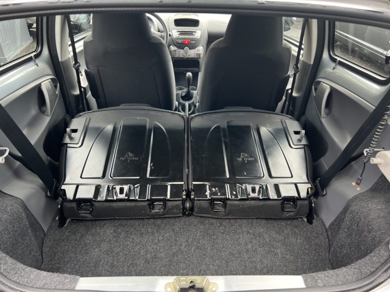 TOYOTA AYGO 1.0 VVTi 68 Cv 5 PORTES / CLIMATISATION BLUETOOTH - GARANTIE 1 AN