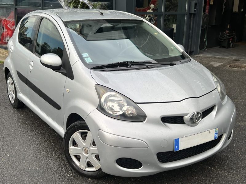 TOYOTA AYGO 1.0 VVTi 68 Cv 5 PORTES / CLIMATISATION BLUETOOTH - GARANTIE 1 AN