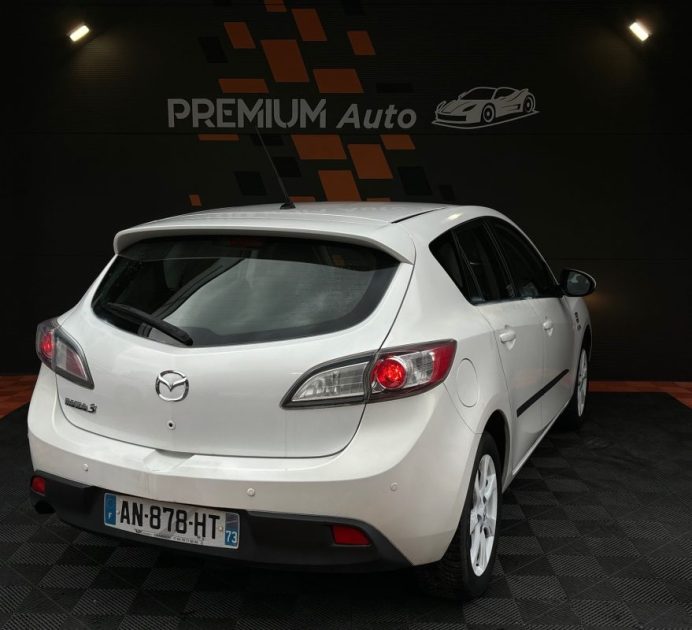 MAZDA 3 1.6 MZR 105 CV KIZUNA SPORT Suivi D'entretien / Contrôle technique Complet