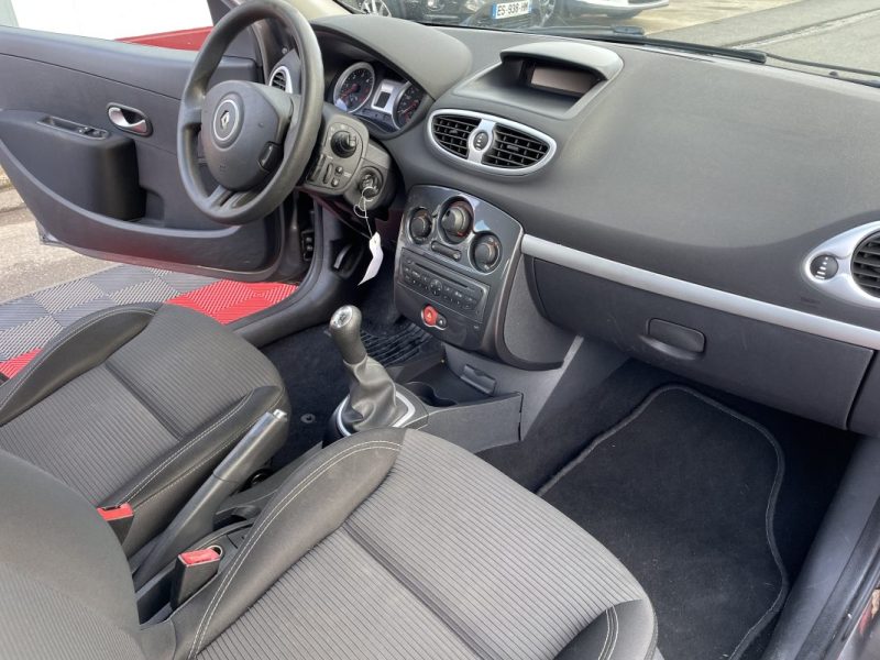 RENAULT CLIO 1.5 DCI 75CH  GARANTIE 3/12 MOIS 2012