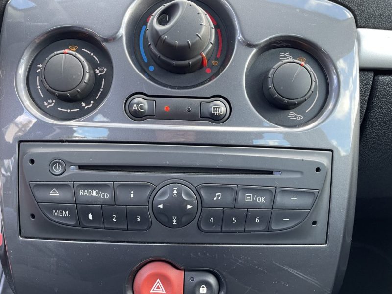 RENAULT CLIO 1.5 DCI 75CH  GARANTIE 3/12 MOIS 2012