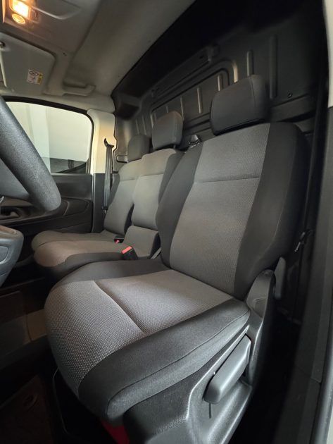 Opel Combo 1.5 HDi 102ch - 3 Places - Faible km 42.200 - Révisée - CT ok - Garantie 1an