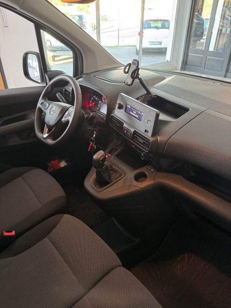 Opel Combo 1.5 HDi 102ch - 3 Places - Faible km 42.200 - Révisée - CT ok - Garantie 1an