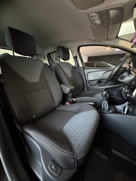 RENAULT CLIO IV Limited 1.5DCI 90CV - DISTRIBUTION neuve - Révisée - CT ok - Garantie 1an 