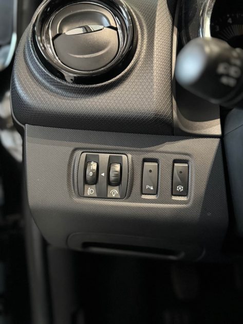 RENAULT CLIO IV Limited 1.5DCI 90CV - DISTRIBUTION neuve - Révisée - CT ok - Garantie 1an 