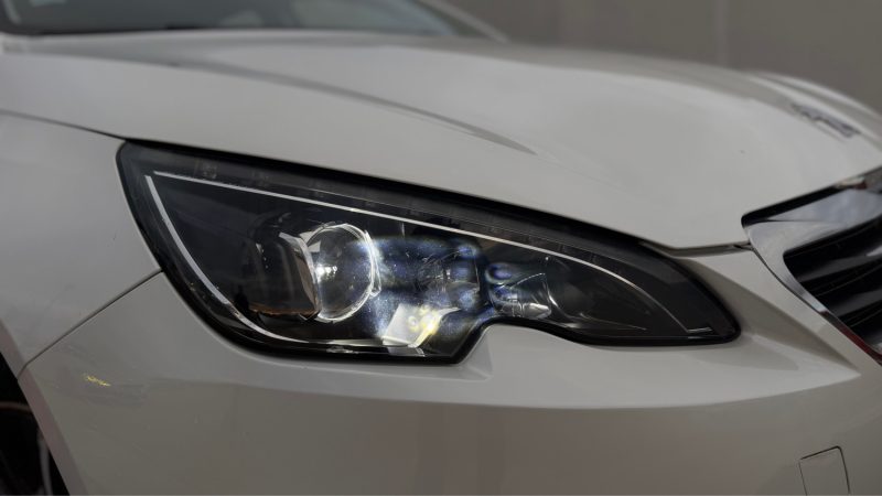 PEUGEOT 308 1.2 E THP 130CH ALLURE S&S 5P 2014