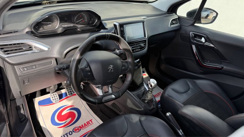 PEUGEOT 208 1.2 E THP 110CH E6.C GT LINE S&S 5P BOITE 6  2019