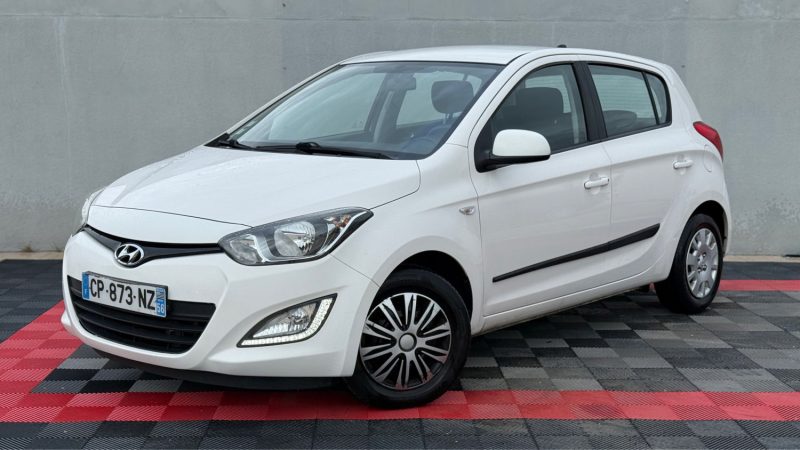 HYUNDAI I 20 1.1 75  CV CRDI75 PACK INVENTIVE BOITE 6 