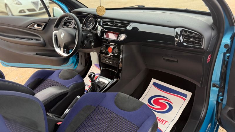 CITROEN DS3 1.2 VTI 82CH CHIC 2014