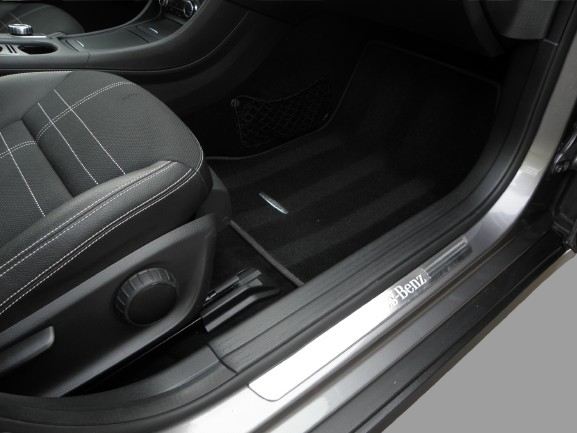 MERCEDES  GLA 220 CDI 170CH SENSATION 4MATIC 7G-DCT 2014