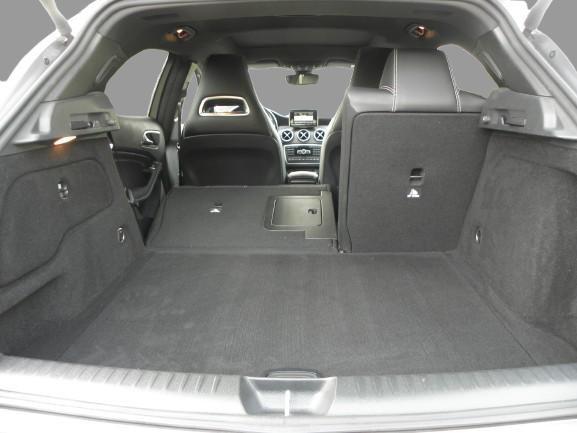 MERCEDES  GLA 220 CDI 170CH SENSATION 4MATIC 7G-DCT 2014