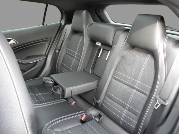 MERCEDES  GLA 220 CDI 170CH SENSATION 4MATIC 7G-DCT 2014