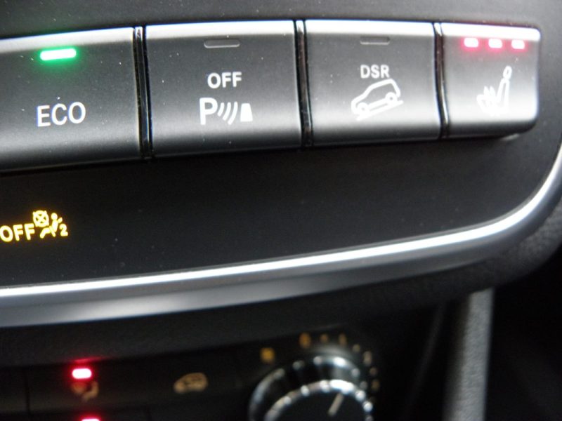 MERCEDES  GLA 220 CDI 170CH SENSATION 4MATIC 7G-DCT 2014