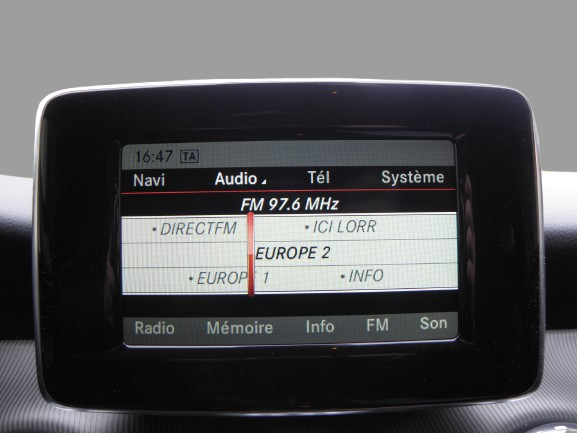 MERCEDES  GLA 220 CDI 170CH SENSATION 4MATIC 7G-DCT 2014