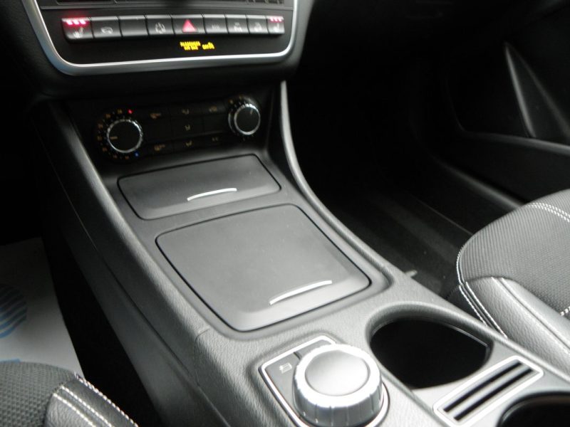 MERCEDES  GLA 220 CDI 170CH SENSATION 4MATIC 7G-DCT 2014