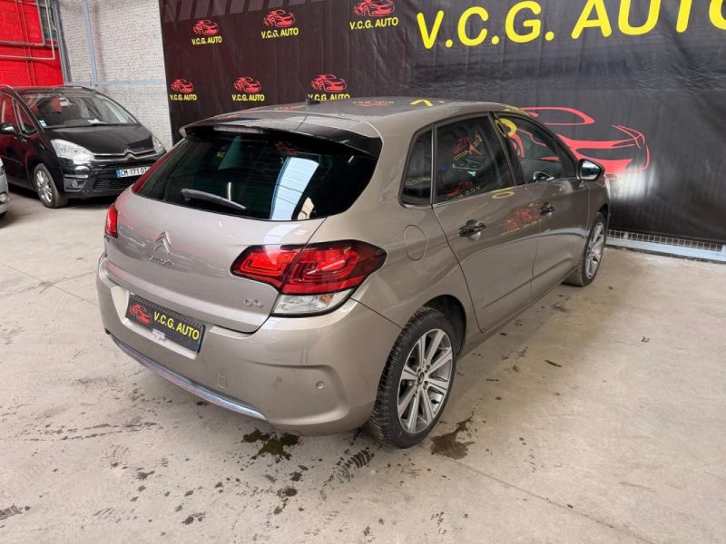 CITROEN C4 1.2i 110ch Shine 
