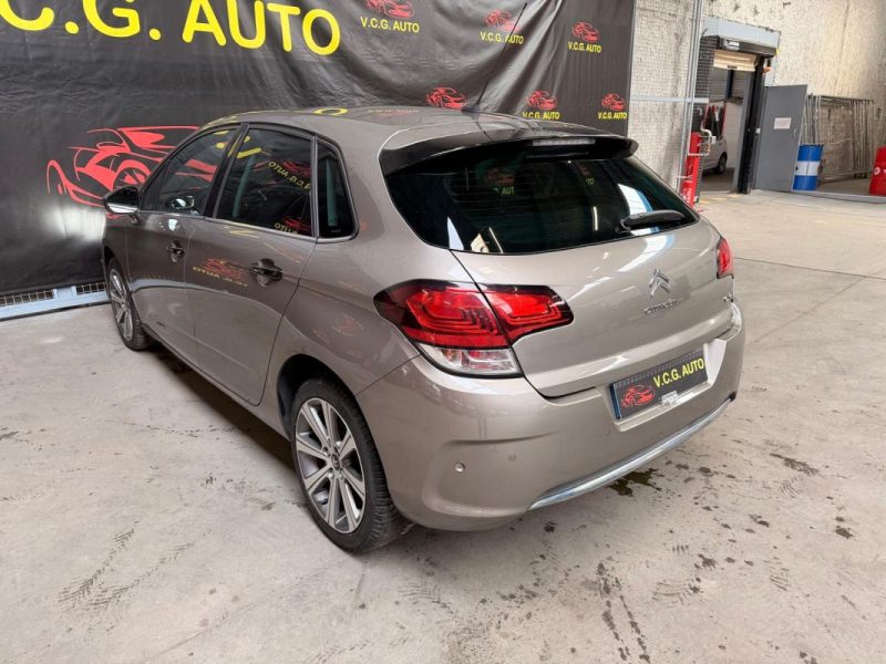CITROEN C4 1.2i 110ch Shine 