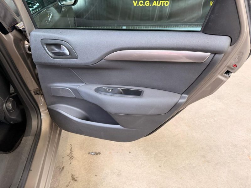 CITROEN C4 1.2i 110ch Shine 