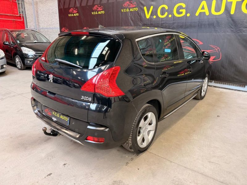 PEUGEOT 3008 2.0 HDI 163 Premium 