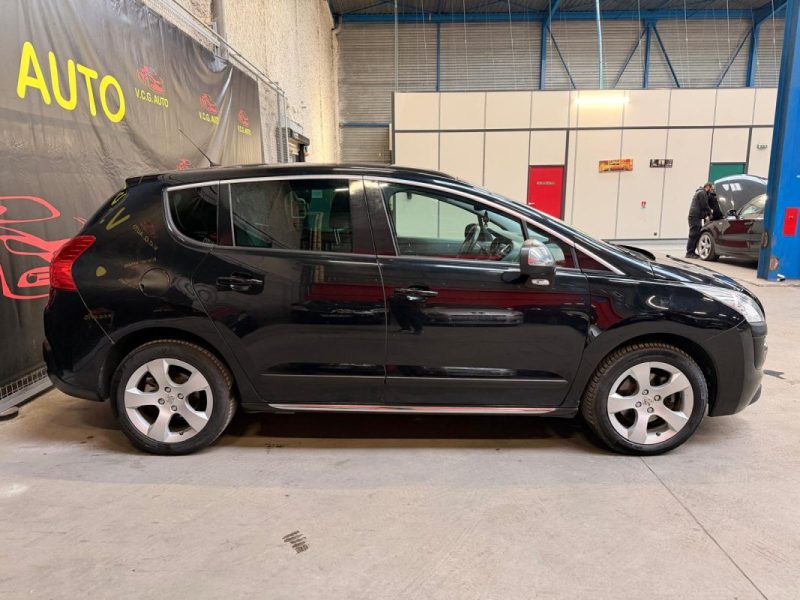 PEUGEOT 3008 2.0 HDI 163 Premium 
