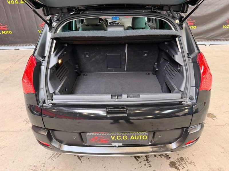 PEUGEOT 3008 2.0 HDi 150 Feline 