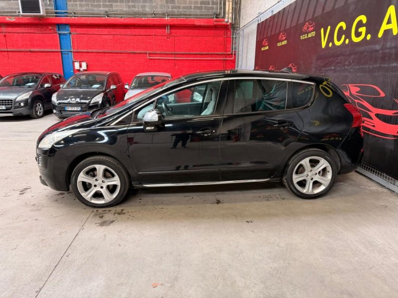 PEUGEOT 3008 2.0 HDi 150 Feline 