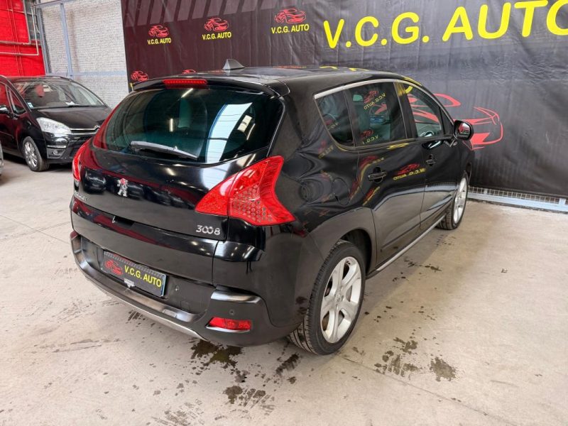 PEUGEOT 3008 2.0 HDi 150 Feline 