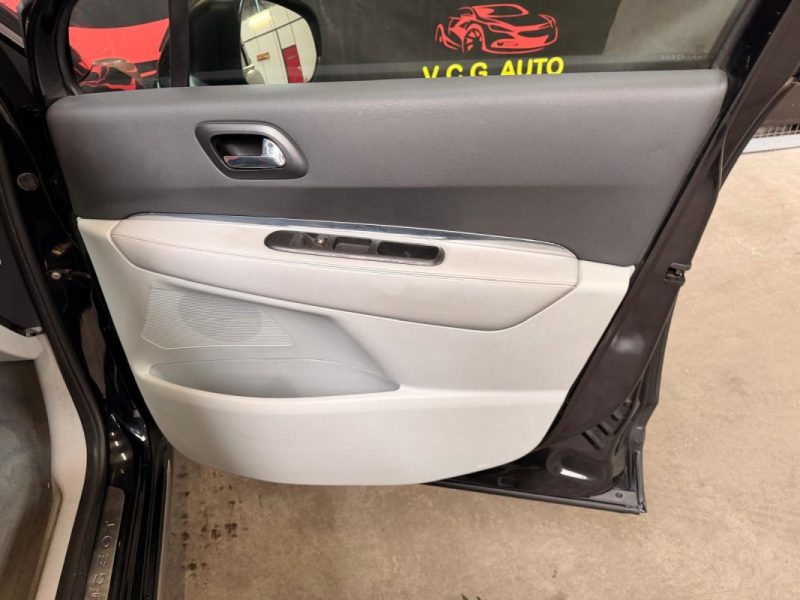 PEUGEOT 3008 2.0 HDi 150 Feline 