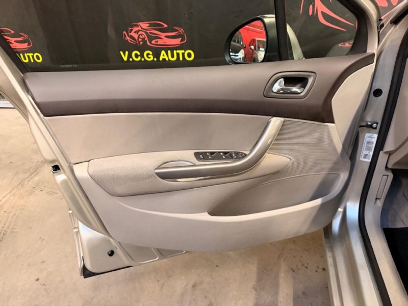 PEUGEOT 308 SW 1.6 VTI 120 Premium 