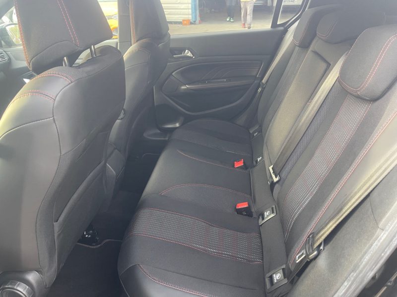 PEUGEOT 308 1.6 BLUEHDI 120CH S&S GT LINE EAT6 114MKM