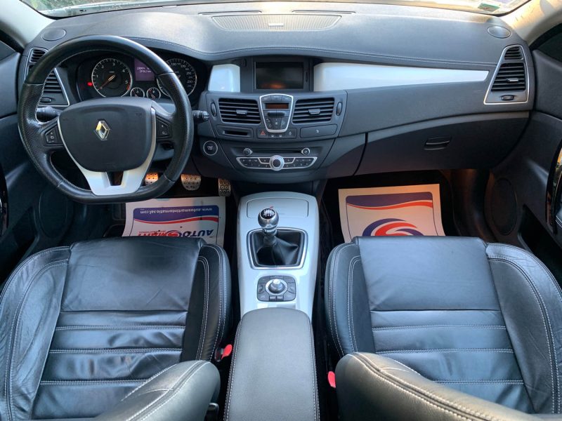 RENAULT LAGUNA COUPÉ 2.0 DCI 2012