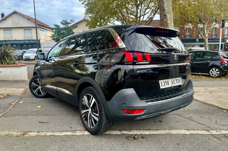 PEUGEOT 5008 1.5 BLUEHDI 130 ALLURE EAT8 **1ÈRE MAIN** 