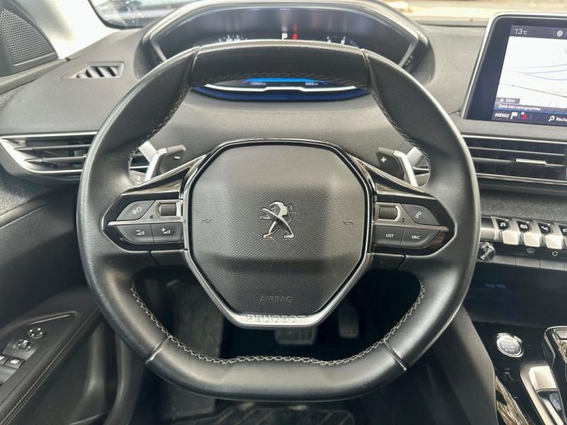 PEUGEOT 5008 1.5 BLUEHDI 130 ALLURE EAT8 **1ÈRE MAIN** 
