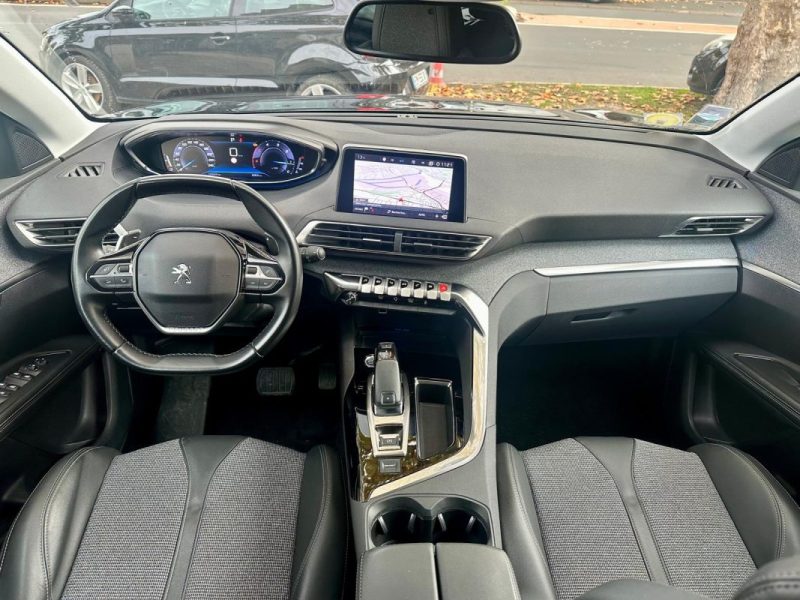 PEUGEOT 5008 1.5 BLUEHDI 130 ALLURE EAT8 **1ÈRE MAIN** 