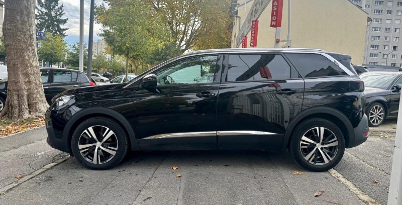 PEUGEOT 5008 1.5 BLUEHDI 130 ALLURE EAT8 **1ÈRE MAIN** 