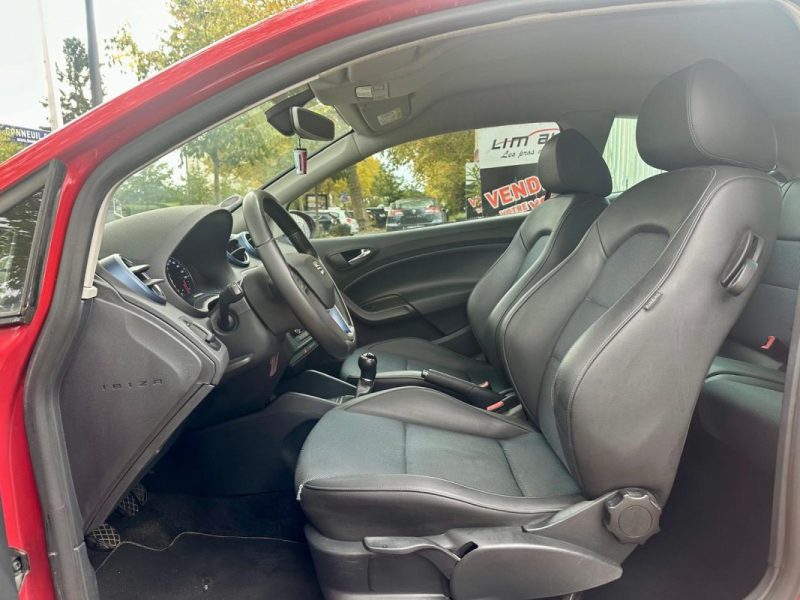SEAT IBIZA SC 1.2 TSI 90 CONNECT **1ÈRE MAIN** 