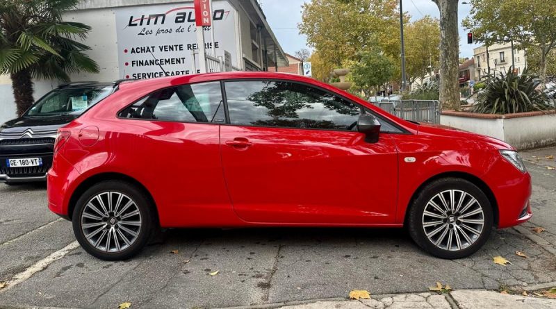 SEAT IBIZA SC 1.2 TSI 90 CONNECT **1ÈRE MAIN** 