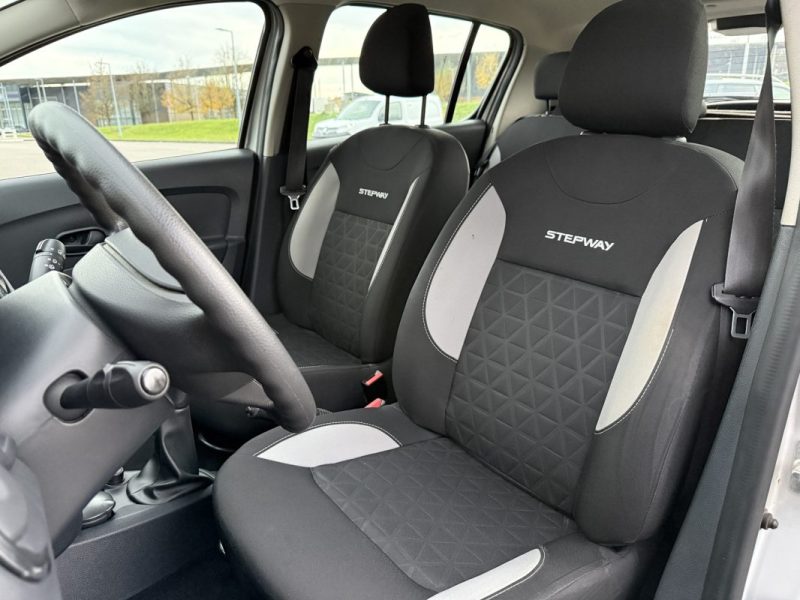 DACIA SANDERO Stepway 0.9 TCE 90 1ère Main / Bluetooth