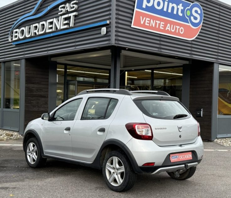 DACIA SANDERO Stepway 0.9 TCE 90 1ère Main / Bluetooth