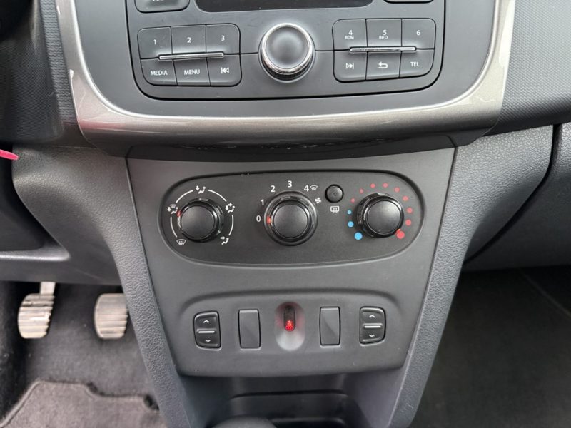 DACIA SANDERO Stepway 0.9 TCE 90 1ère Main / Bluetooth