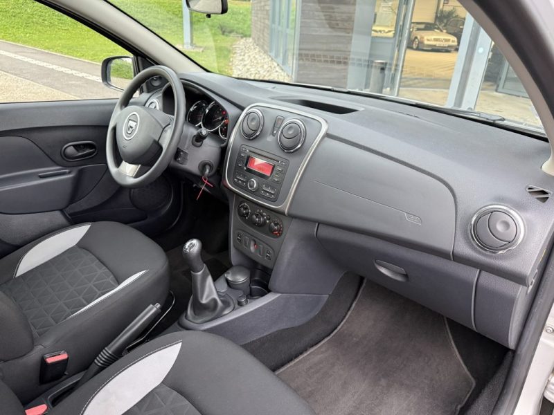 DACIA SANDERO Stepway 0.9 TCE 90 1ère Main / Bluetooth